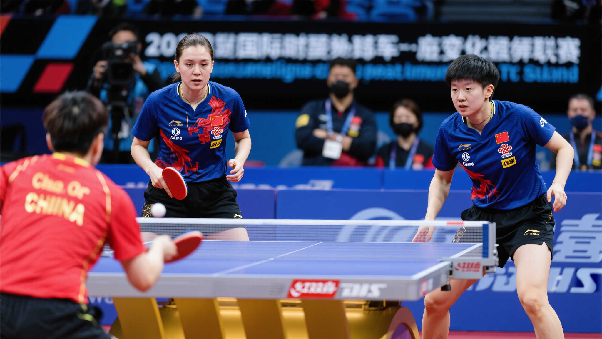 时刻不断为 时刻不断为