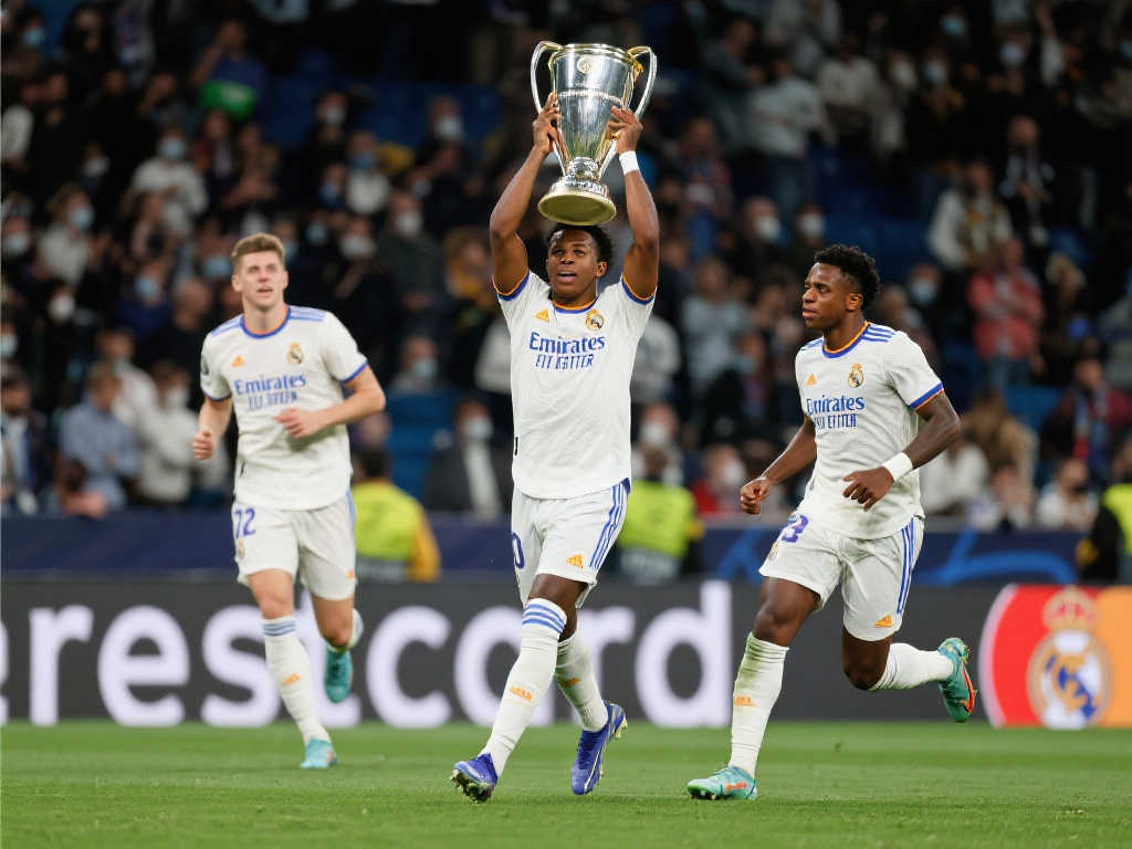 他用實際行 他用實際行